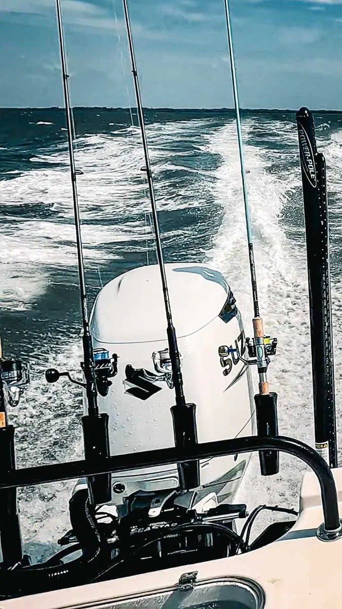 Seapro avec suzuki hors-bord skyway bridge pêche Tampa Floride