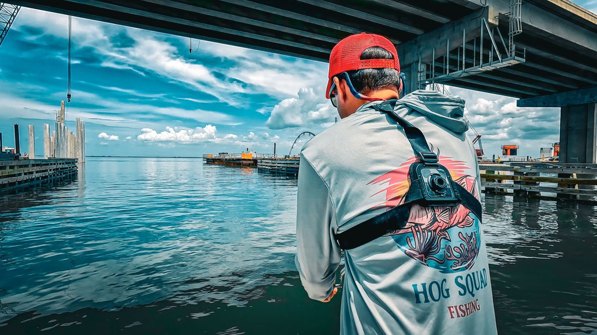 Tampa Florida Bridge Angeln mit Krabben für Monster Drum Salzwasserfischen Hog ​​Squad 22